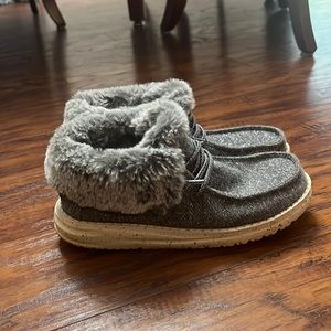 Girls size 13 Hey Dude shoes